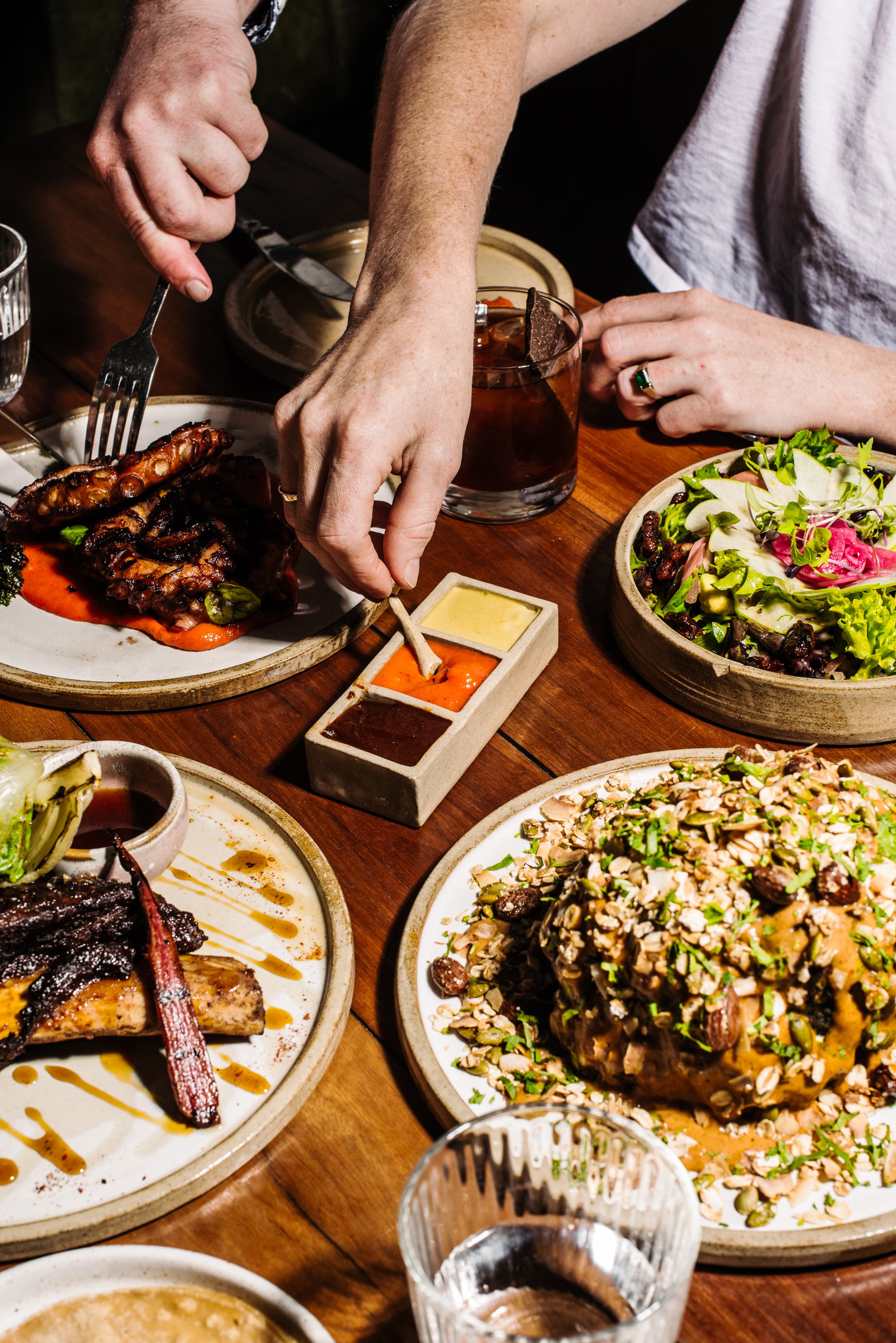 Plates for the middle, Avalon.